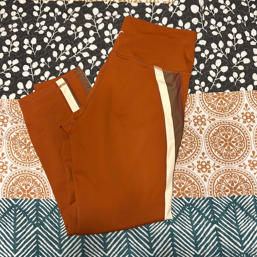 NWOT Zyia leggings